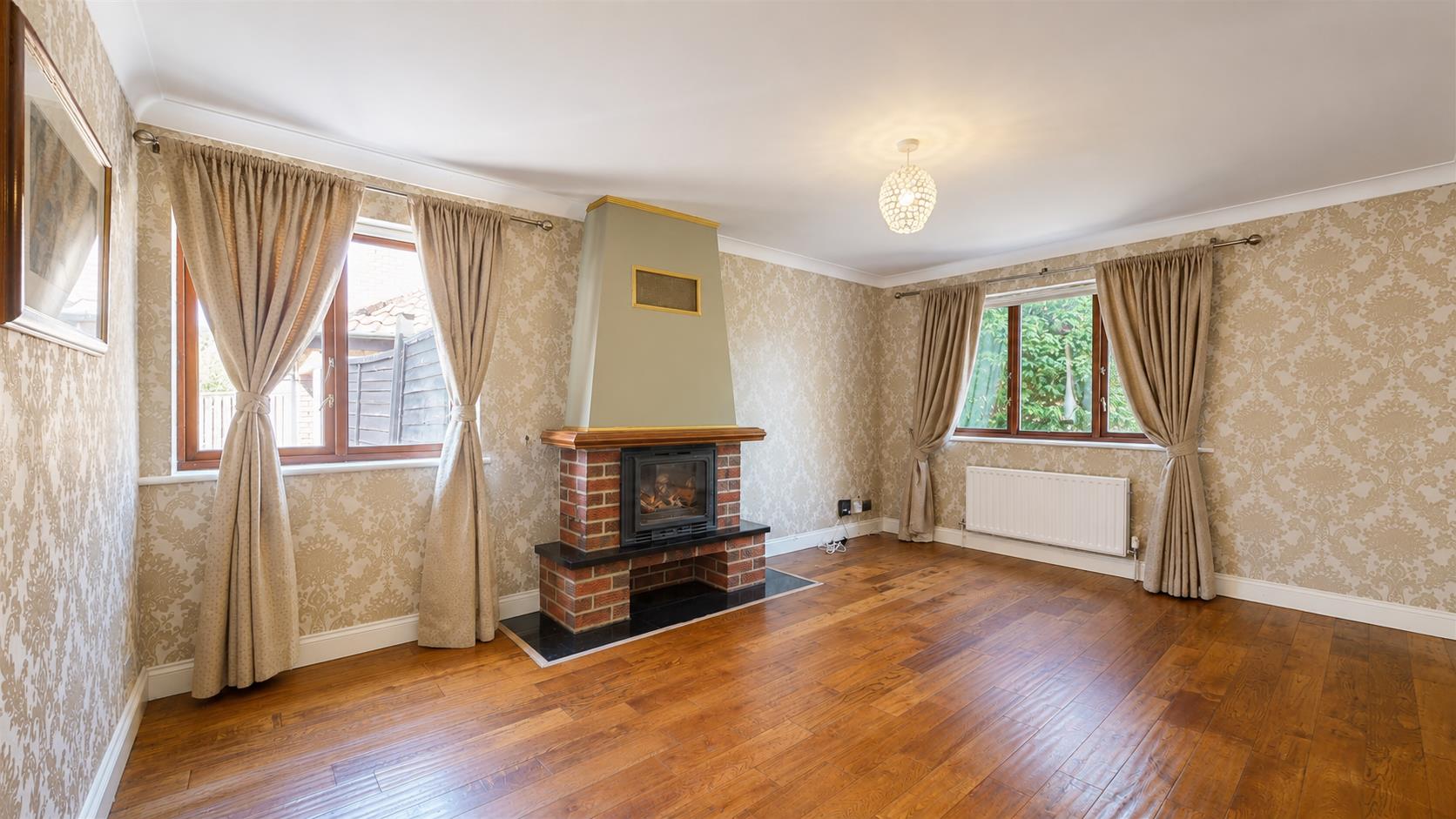 4 bed property in Vienna Grove, Milton Keynes